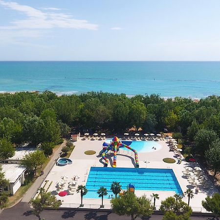 Stork Camping Village Roseto Degli Abruzzi Exterior foto